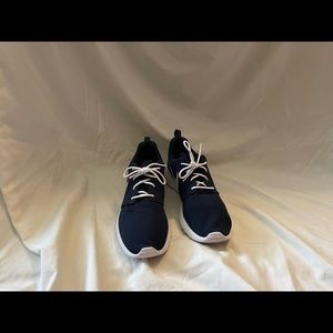 Nike Roshe One Navy Blue/White size 9.5
